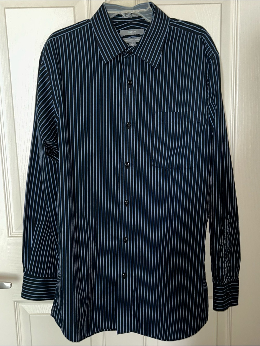 Apt 9 Men's Striped No-Iron Blue Dress Shirt 16 M 32/33 Minimalist Dark Academia